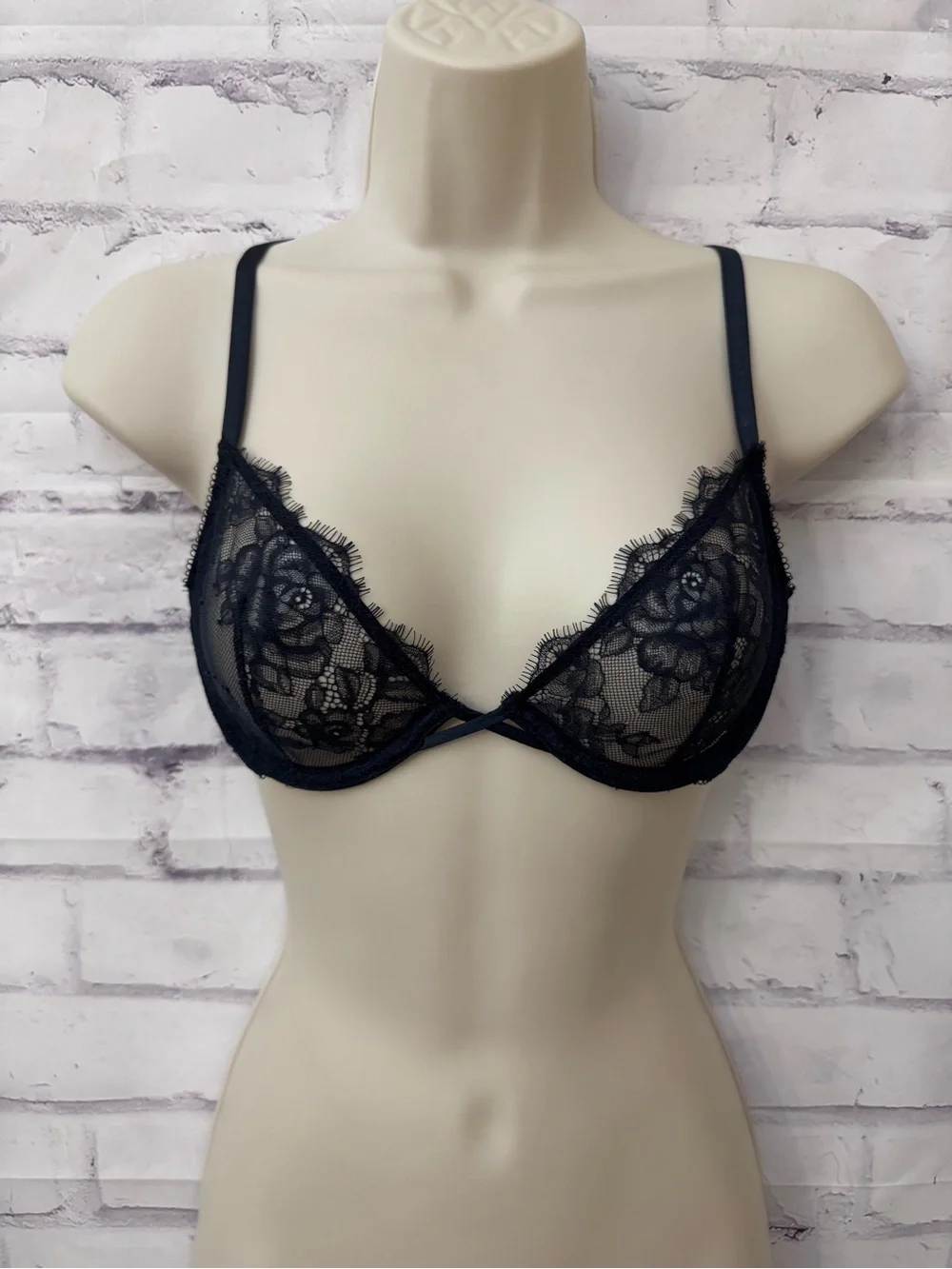 Victoria's Secret Very Sexy Unlined Demi Bra Size 34B Blue Lace Underwire Girly